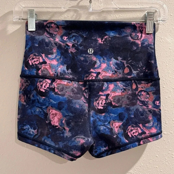 Lululemon Moody Mirage Blue Deep Navy Boogie Short Roll Down - Picture 2 of 6